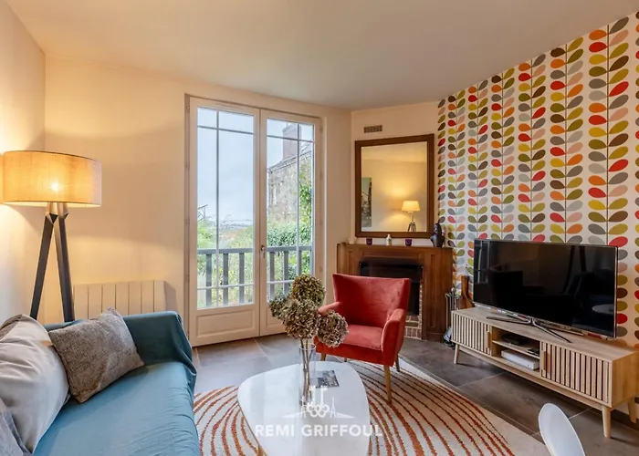 Feriehus La Veranda Enchantee 4 Garden & Fireplace Town Center Sleeps Honfleur