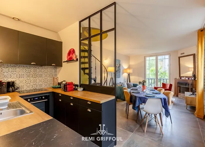 Feriehus La Veranda Enchantee 4 Garden & Fireplace Town Center Sleeps Honfleur