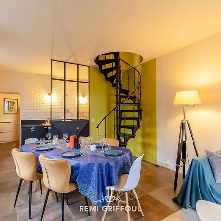 La Veranda Enchantee 4 Garden & Fireplace Town Center Sleeps *