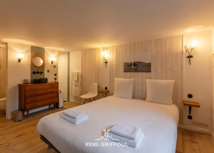 La Veranda Enchantee 4 Garden & Fireplace Town Center Sleeps